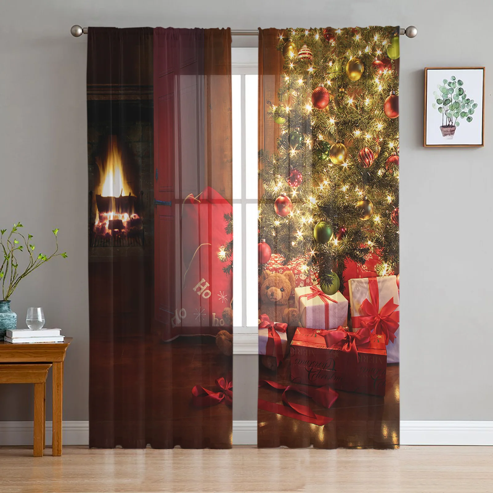 Медведь для рождественской елки красные огненные прозрачные шторы