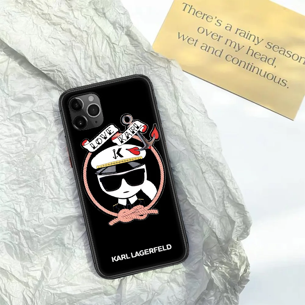 

Luxury Brand Designer KARLs Lagerfeld Phone Case For Iphone 11 12 Mini PRO XR X XS MAX 6 6s 7 8 Plus 4 5 5s SE 2020 black Bumper