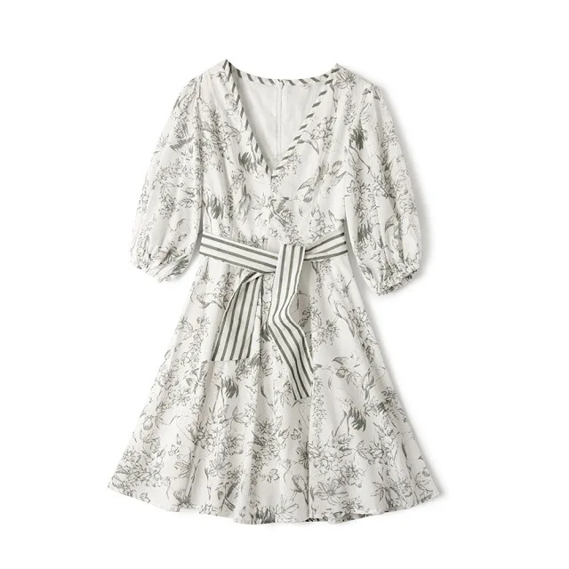 

2021 new women's bubble sleeve V-neck light green flower and Bird Print Umbrella short dress