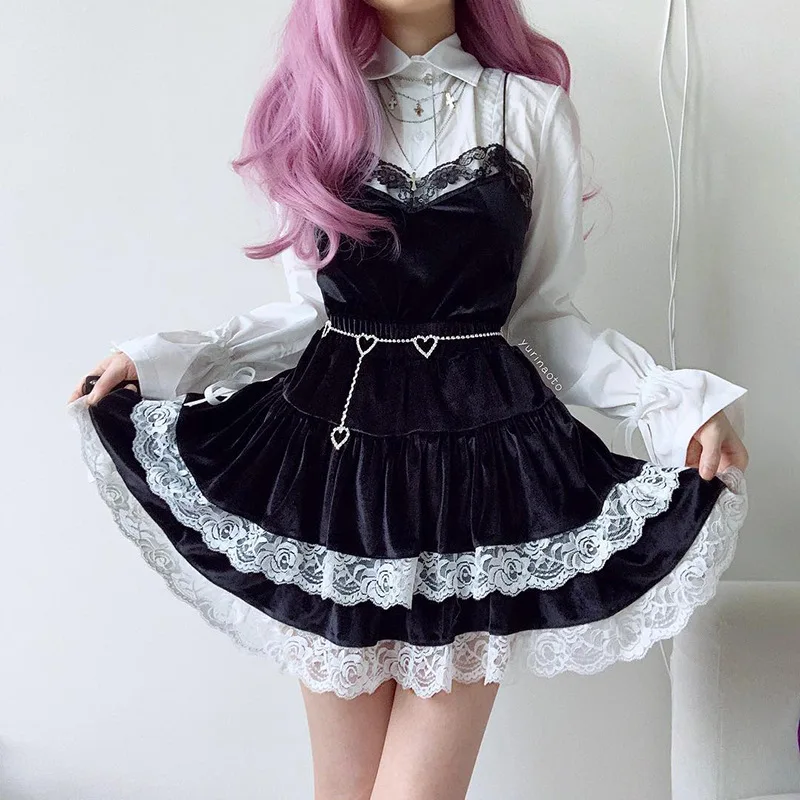 

Mall Goth Lolita Velvet Black Pleated Skirt Women College Grunge Lace Trim High Rise Mini Skirt Y2k E-girl Dark Academia Outfits
