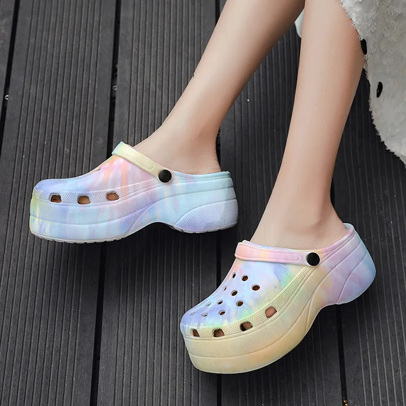 Hot Summer Woman Leopard Shoes Hole Slippers Slip on For Girl High Heel Sandals Fashion Platform Garden Shoes Women Zuecos Mujer