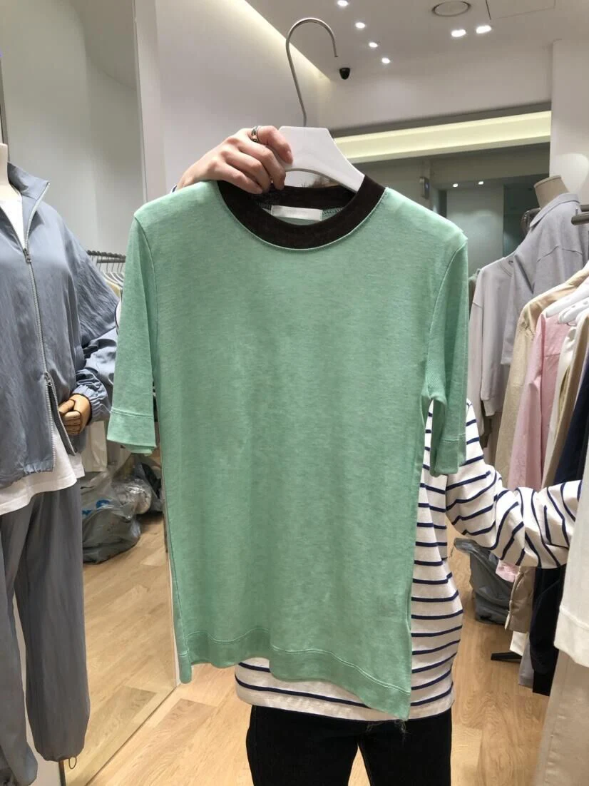 

2021 summer new women's fashion all-match thin and comfortable round neck short-sleeved t-shirt tide women sexy tops