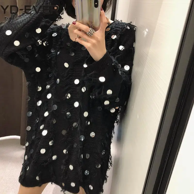 Женский пуловер с бахромой черный белый длинный джемпер оверсайз металлическими