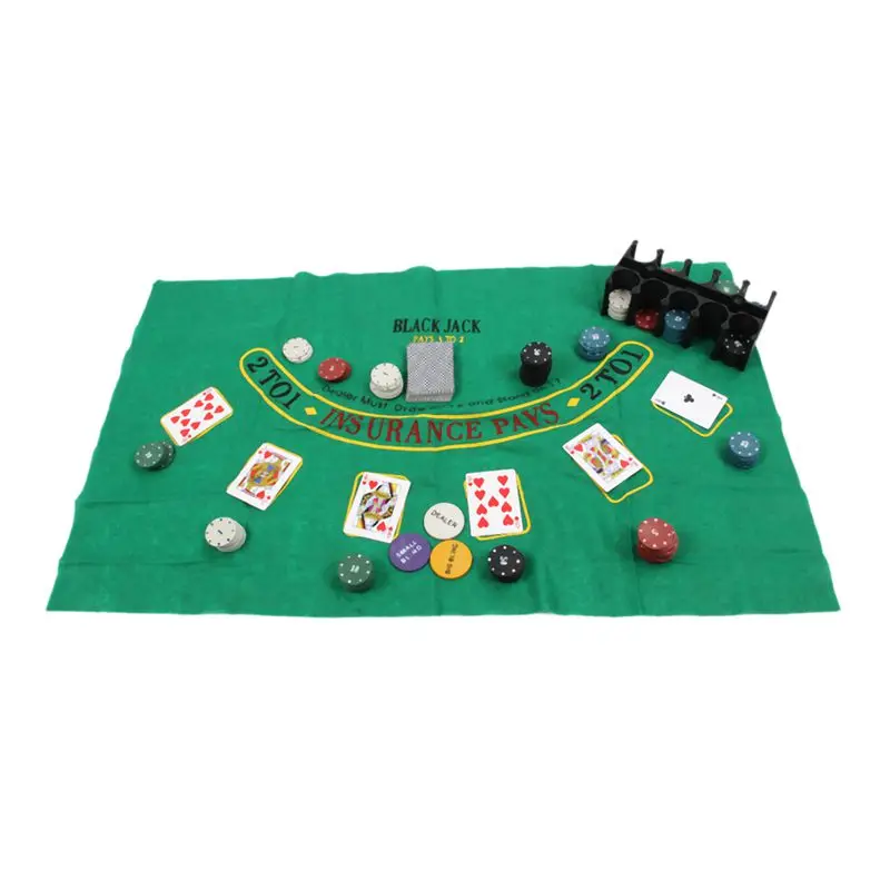 Super Deal - 200 Baccarat chips Bargaining Poker Chips Set Blackjack Table Cloth Blinds Dealer Cards With Gifts | Спорт и