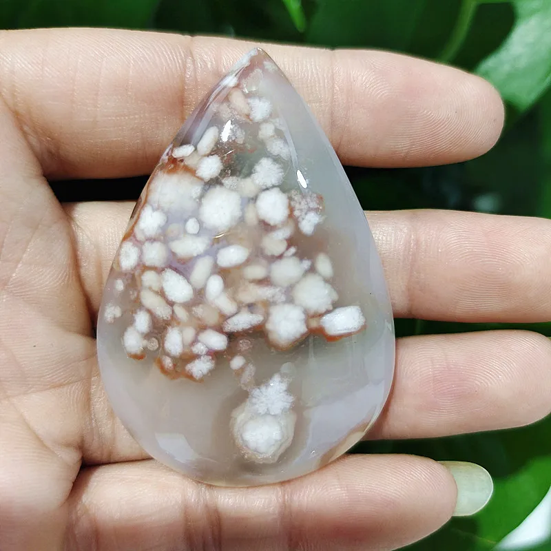 

Natural cherry agate pendant hanging handicraft decoration crystals Decorative collection stones and crystals