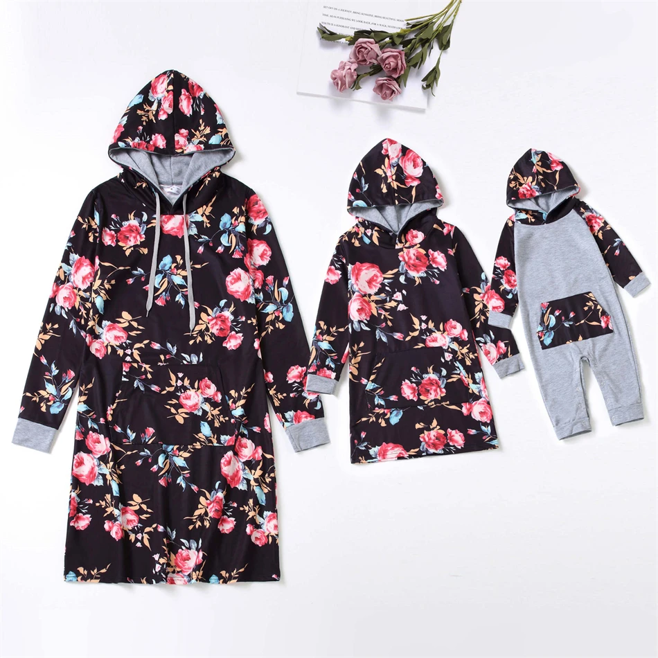 

Flower Mother Daughter Matching Sweaters Dresses Family Set Autumn Mom Baby Mommy and Me Hoodies Clothes Women Girls Sweatshirts