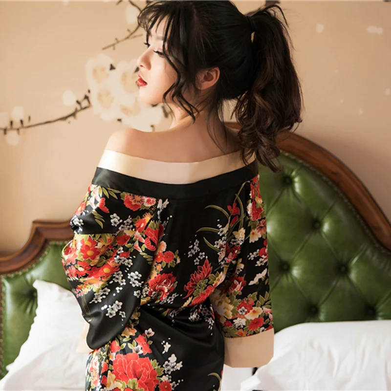 Японский стиль короткое свободное атласное пикантное юката платье для женщин