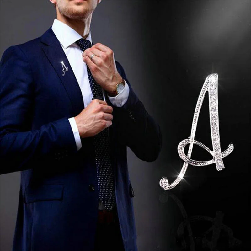 Популярная буква из цинкового сплава брошь для мужского костюма женщин модная