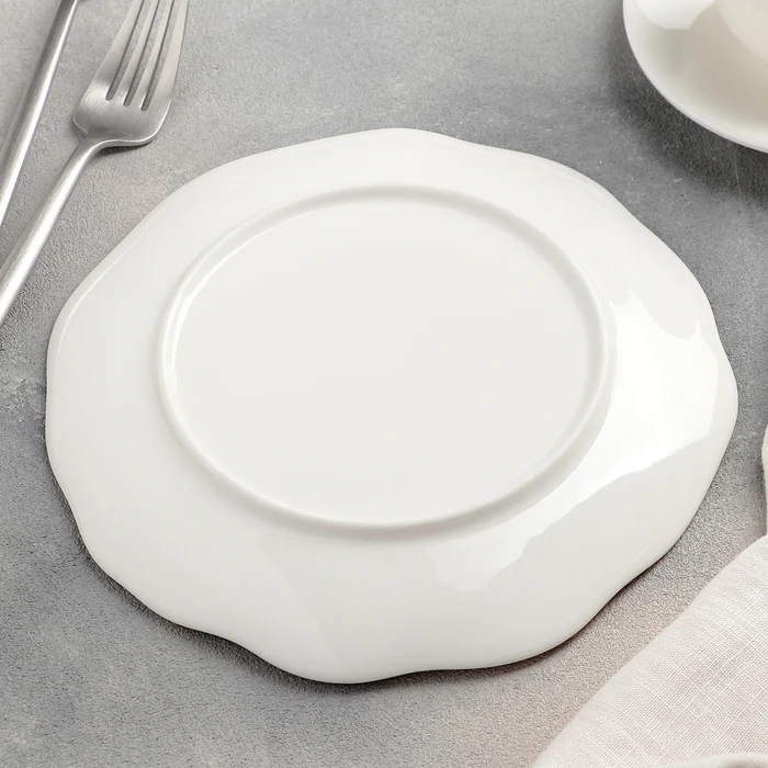 Plate dessert &quotMedusa&quot 20 × 2 cm color red tableware laying table plates dishes | Дом и сад