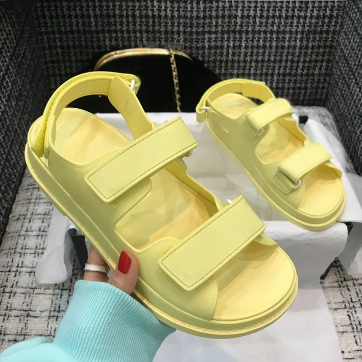 

Soft bottom comfortable Velcro leather sports sandals female summer new flat bottom muffin thick bottom female tide shoes
