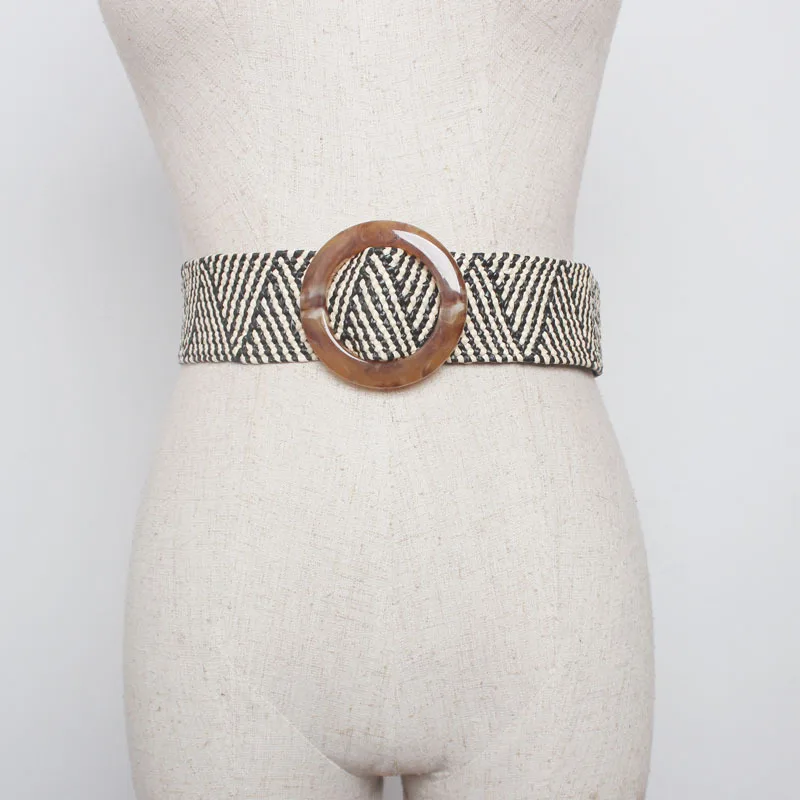 Ремень женский винтажный с круглой пряжкой черный регулировкой без отверстий