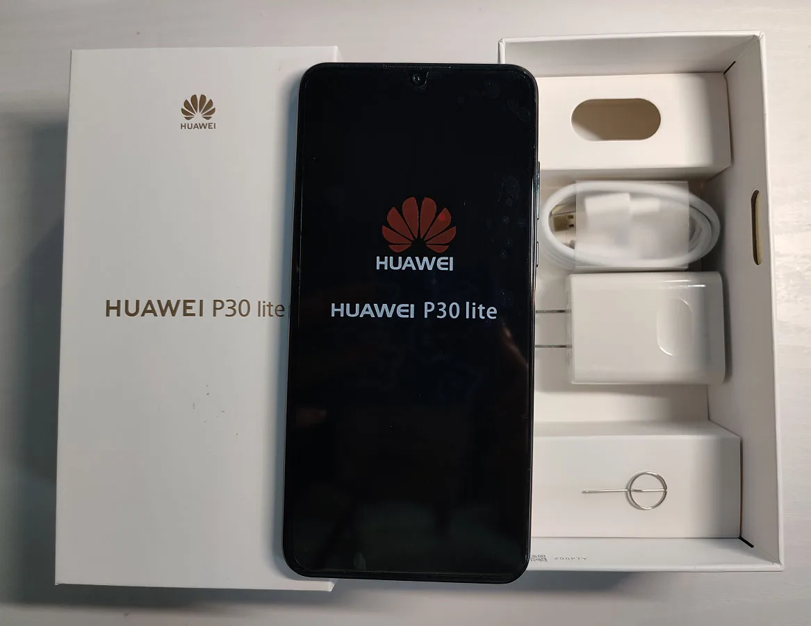 HuaWei P30 Lite SmartPhone  Fingerprint 6.15" Screen 4GB RAM 128GB ROM 32.0MP Kirin 710 Refurbished iphone 8 refurbished