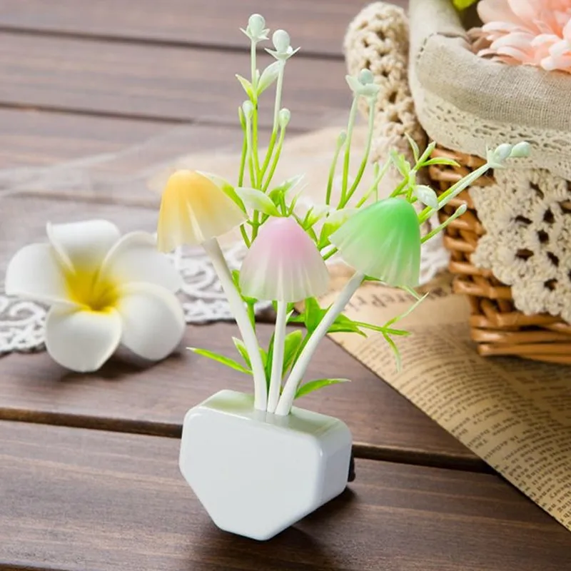 Украшение дома LED ночник Водяная трава Семь цветов меняются интеллектуальный