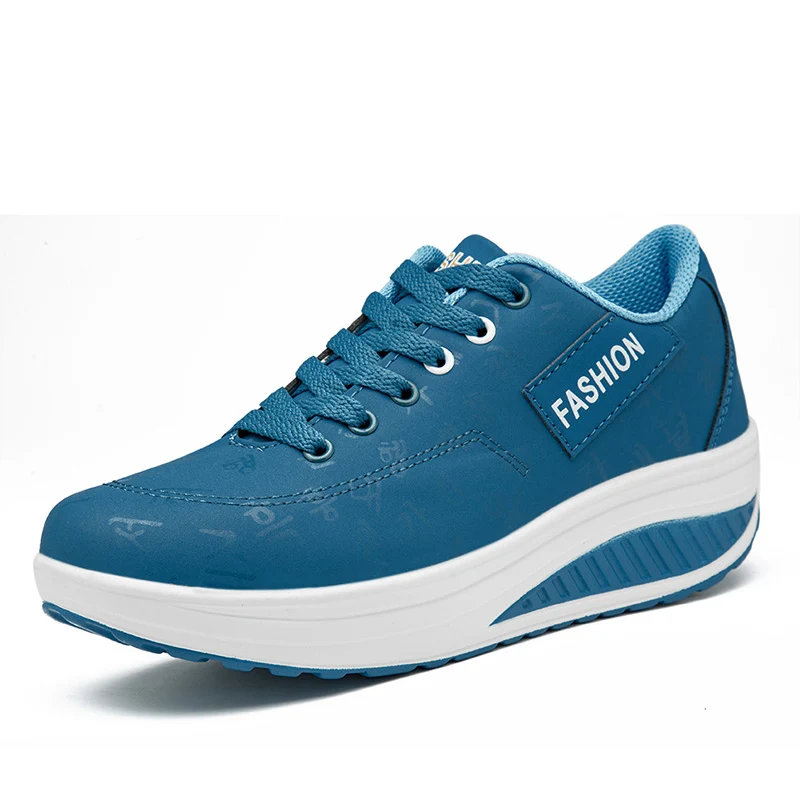 2020 Женская Осенняя обувь на плоской подошве На платформе из искусственной кожи