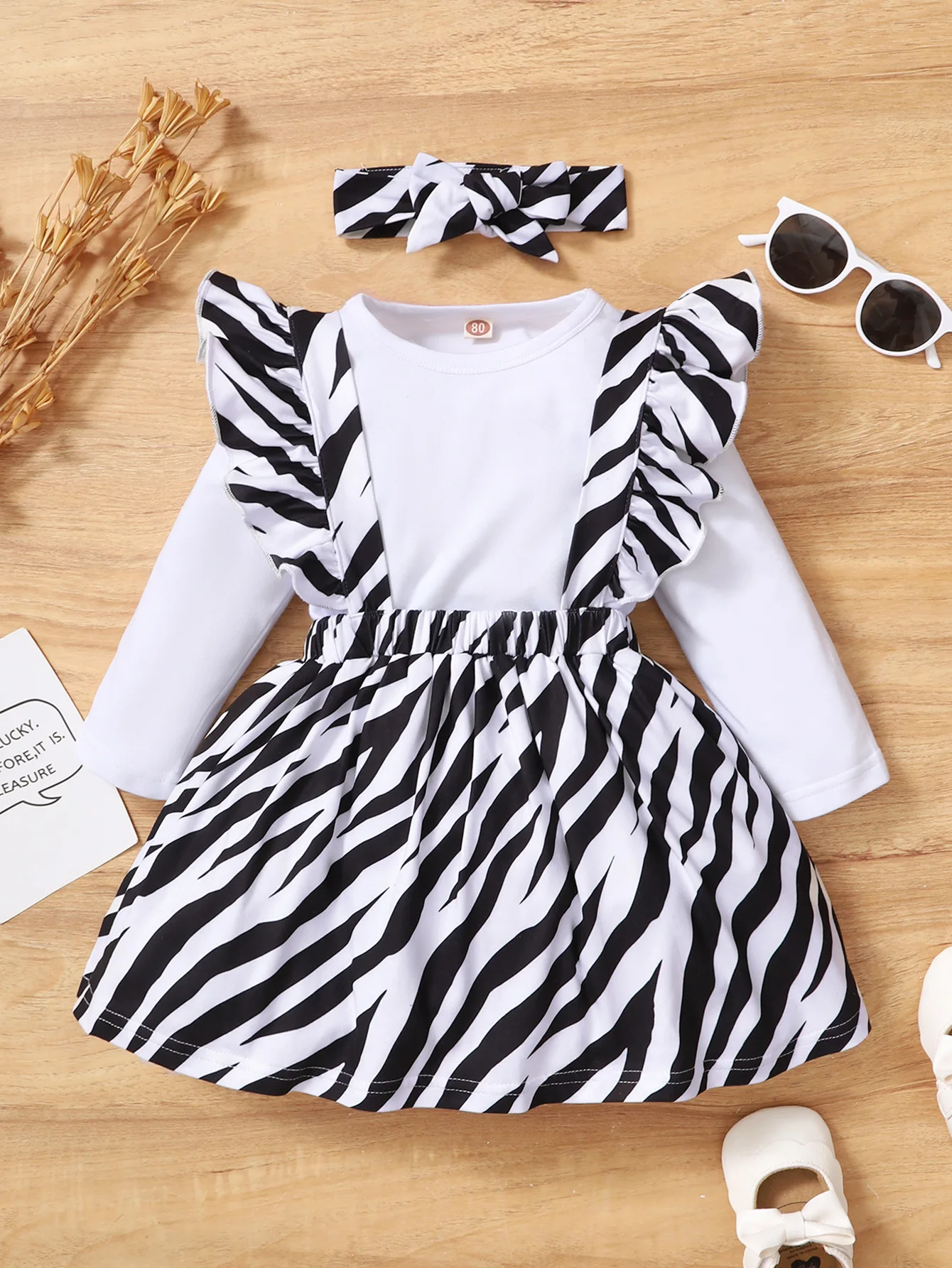 

3Pcs Newborn Baby girl Dress Set Toddler Clothes White Romper + Suspender Striped Skirt + Headband Kids Clothing