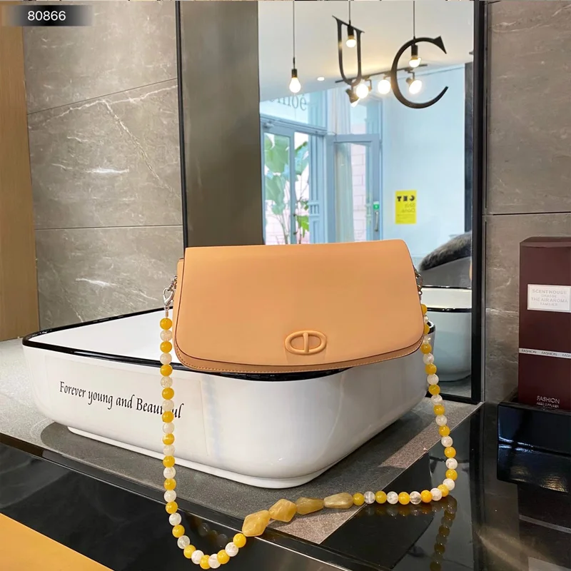 

Fashion Exquisite Shopping Bag Retro Casual Women Totes Shoulder Bags Female Leather Solid Color Chain Handbag for Women 2021