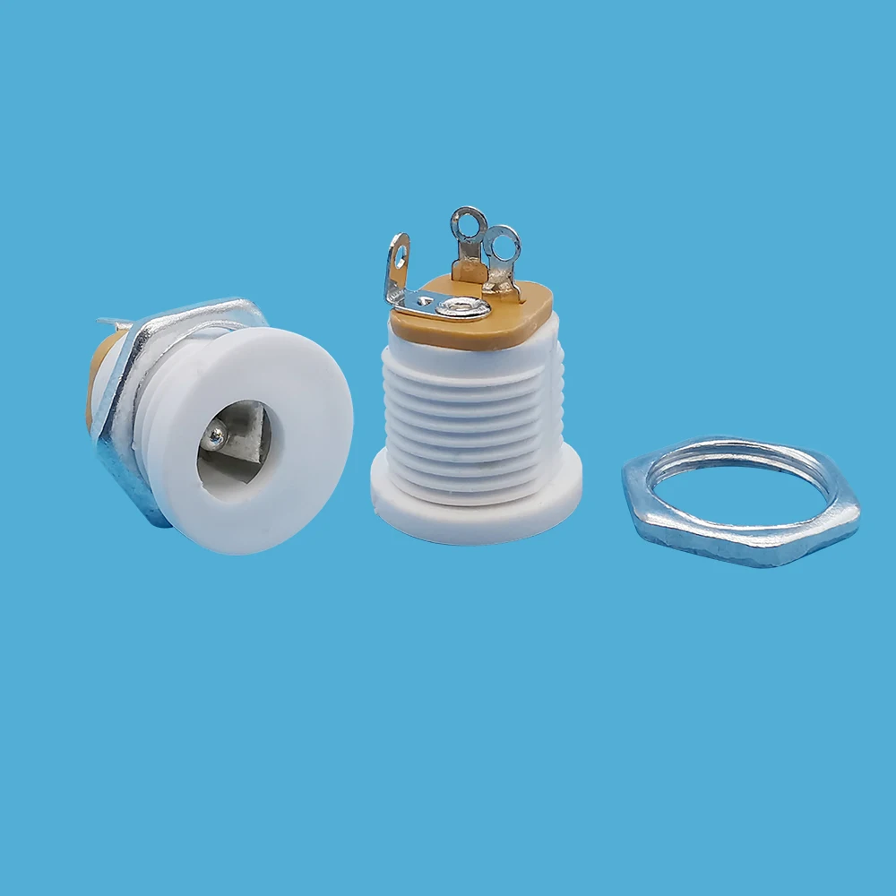 DC022 DC Power Socket 5.5 x 2.1mm Connectors Panel Mounting DC-022 White | Обустройство дома