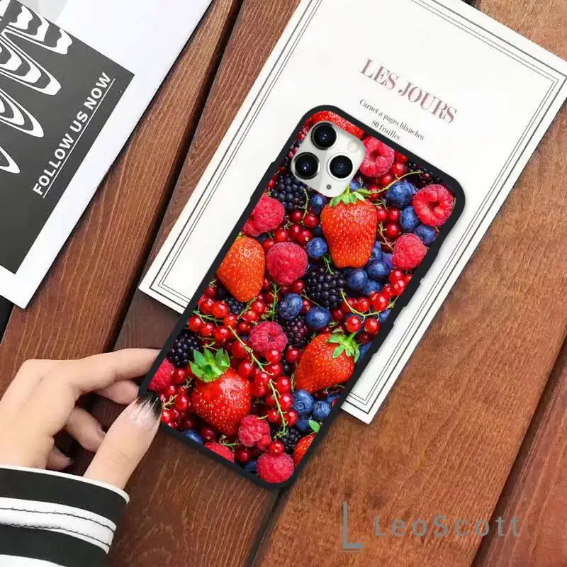 

Fruit strawberry color Cranberry red Phone Cases for iPhone 11 12 pro XS MAX 8 7 6 6S Plus X 5S SE 2020 XR Soft silicone Funda