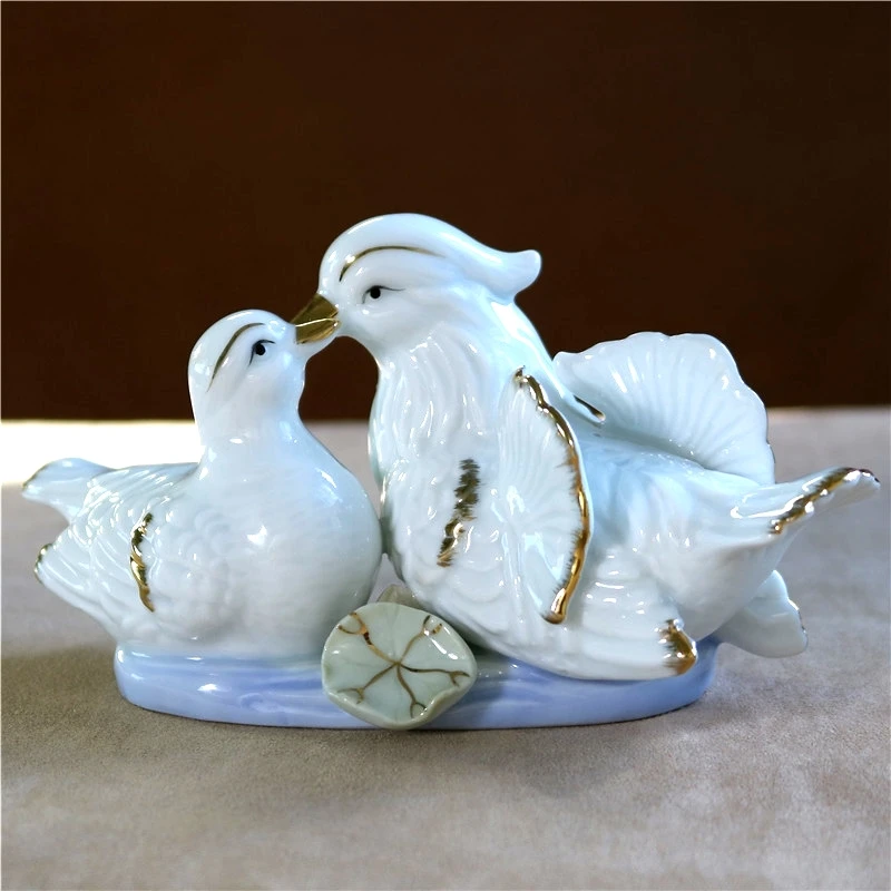 Классический китайский фарфор Пара мандарин утка миниатюрный керамический