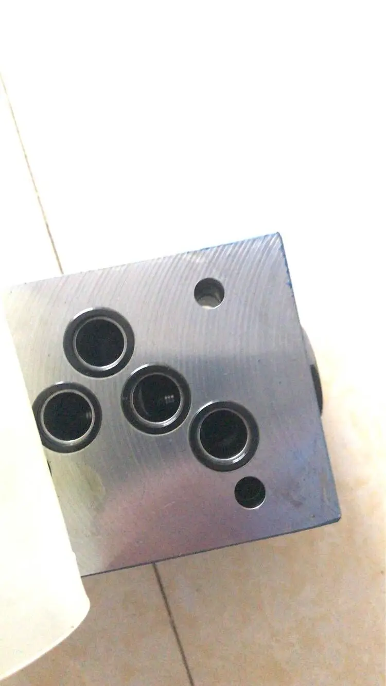 

Rexroth Solenoid Valve 4WE10Y3X/CG24N9K4 4WE10Y5X/EG24N9K4/M Hydraulic Valve