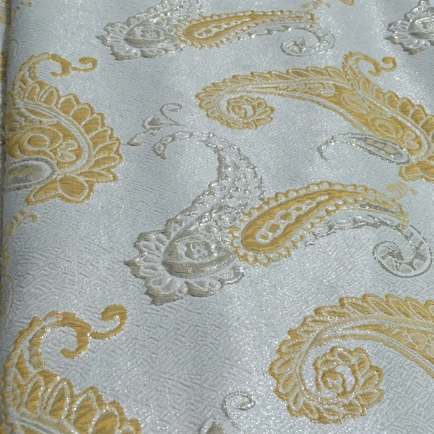 

Latest Jacquard Fabric Brocade Lace Tissu Top Selling African Tulle Net Lace Fabric Brocade Fabric for Nigerian Wedding LJK20102