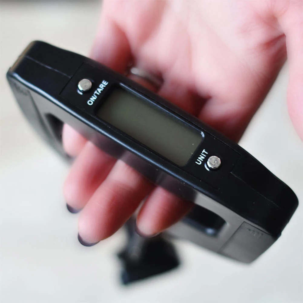 Весы для чемоданов дорожных сумок багажа цифровые весы с крючком подвешивания 110