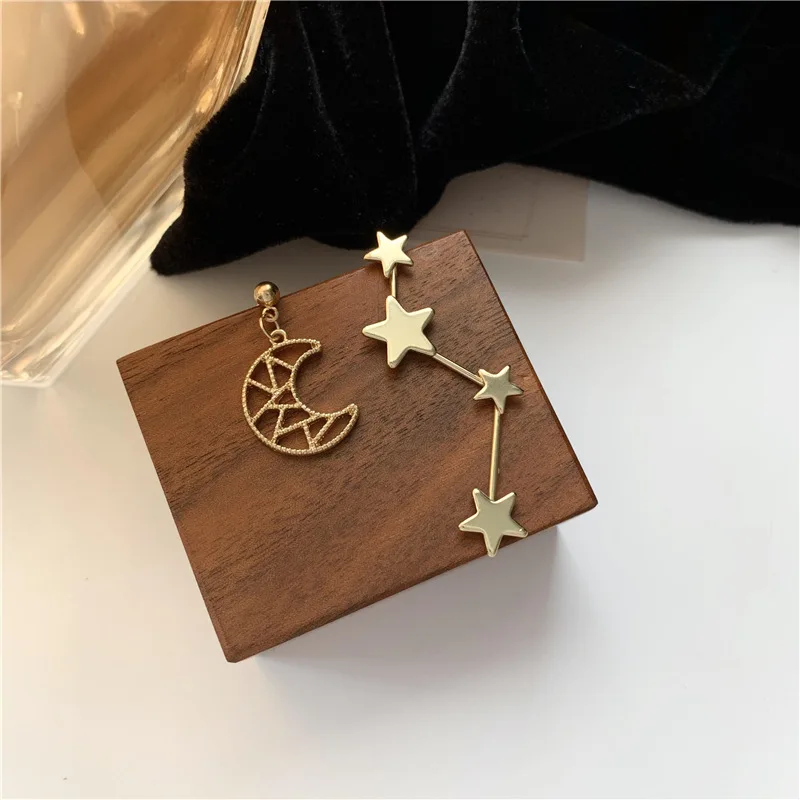 

Sweet Moon Star Korean Earrings Asymmetric Simple Statement Earrings Wholesale