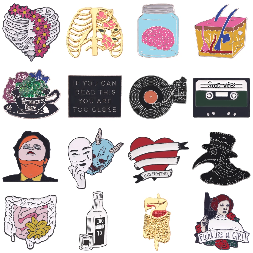 Женская эмалированная брошь в форме сердца с изображением героев мультфильмов