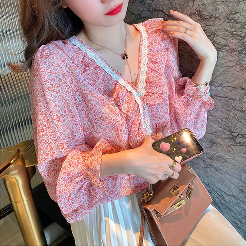 

2021 spring and autumn women's Floral Shirt New Chiffon Top
