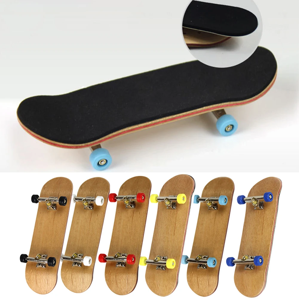 

Hot Selling PU Maple Wood Cute Party Favor Kids Children Mini Fingerboard Key Skate Boarding Toys New
