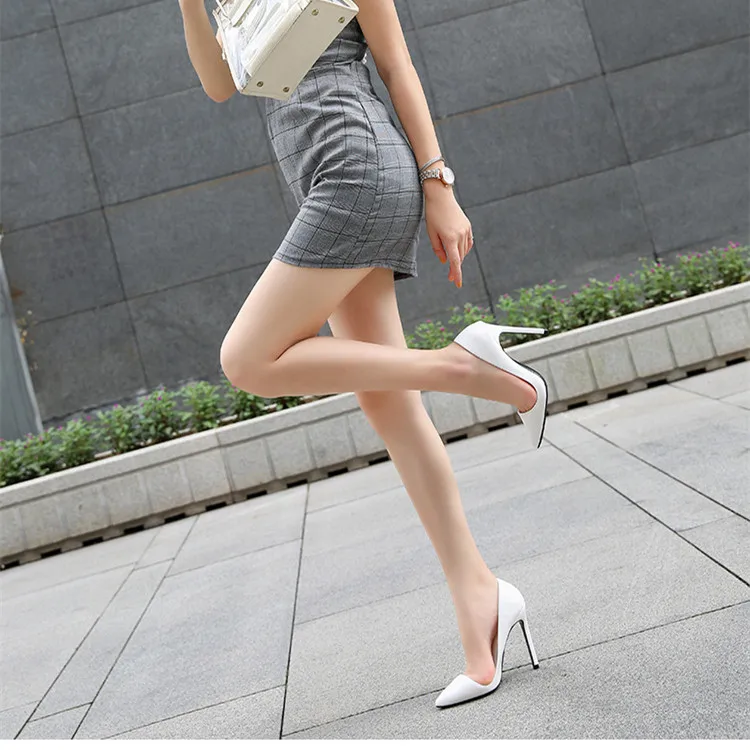 Европейские и американские модные туфли больших размеров на очень высоком