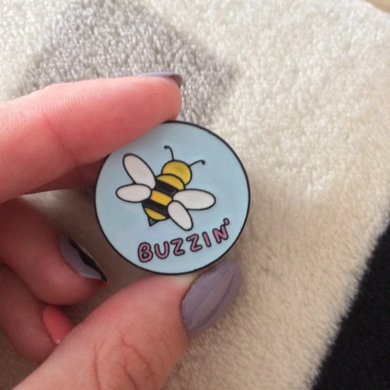 Милая бабочка медовая пчела Эмаль Булавка круглый значок насекомое ювелирные