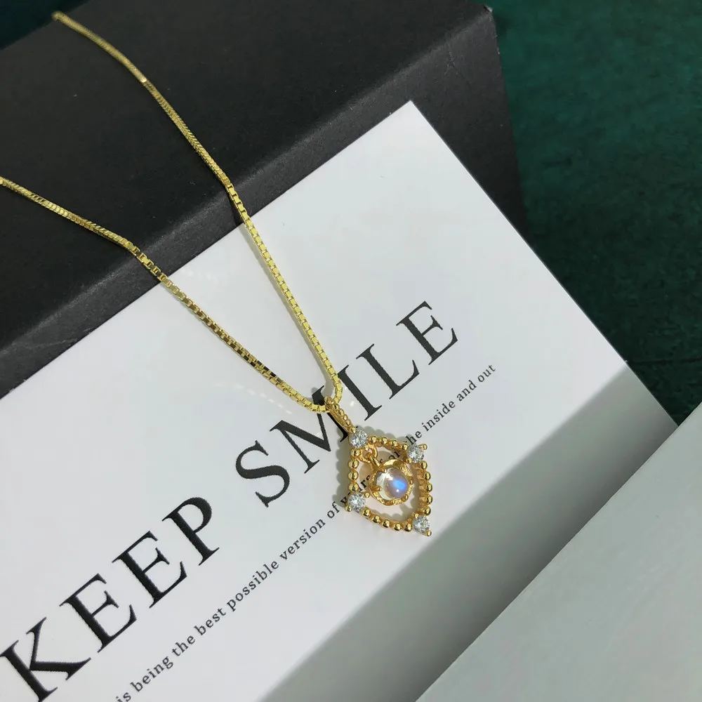 Ламон 4 мм натуральный светло голубые Лунные камни серебро 925 пробы подвеска