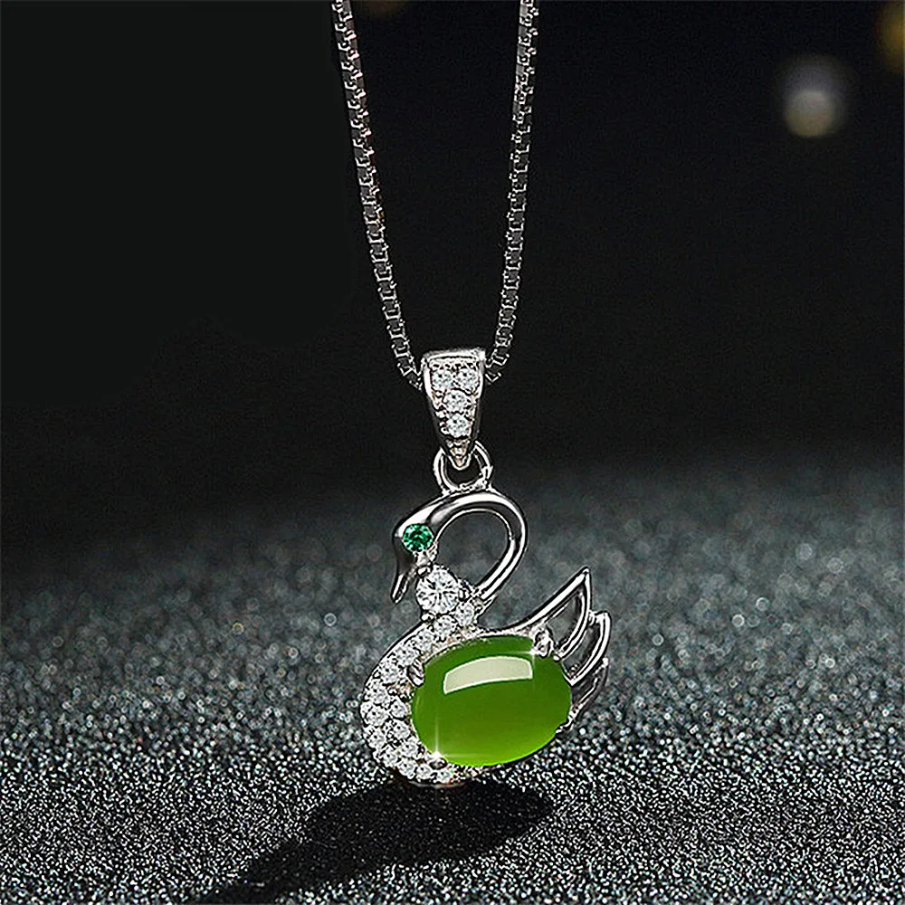 

Fashion Swan Green Jade Emerald Gemstones Diamond Pendant Necklaces For Women White Gold Silver Color Choker Jewelry Bijoux Gift