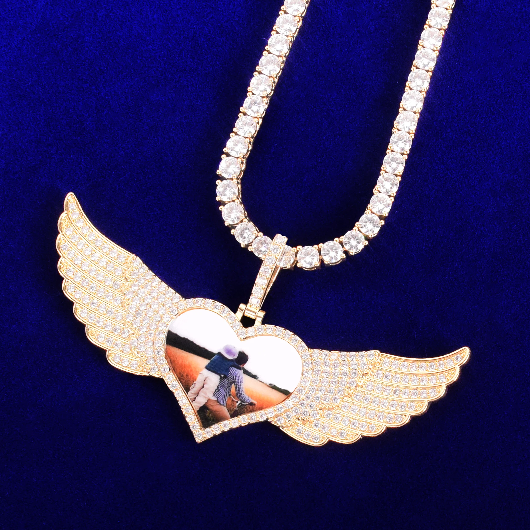 Bubble Letter Custom Photo Necklace for Men Heart Wing Pendant Solid Back Memory Picture Medallion Hip Hop Rock Fashion Jewelry | Украшения