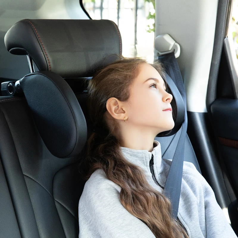 Автомобильная подушка на подголовник регулируемая по бокам мягкая дорожная