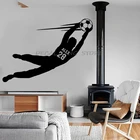 Виниловая наклейка на стену с изображением футбольного вратаря, с именем и номером, прыгнул и поймал крутящийся футбол, домашний декор, 1551