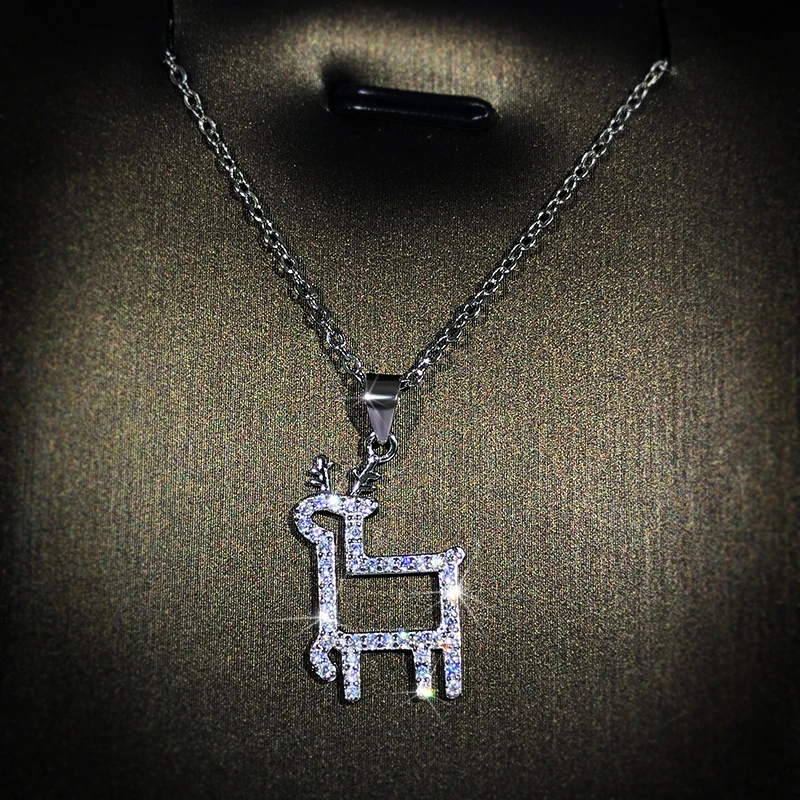 

Fashion One Deer Have You Christmas Antlers Hollow Deer Elk Lock Mozanstone Necklace Silver Pendant Ladies Party Outing Jewelry