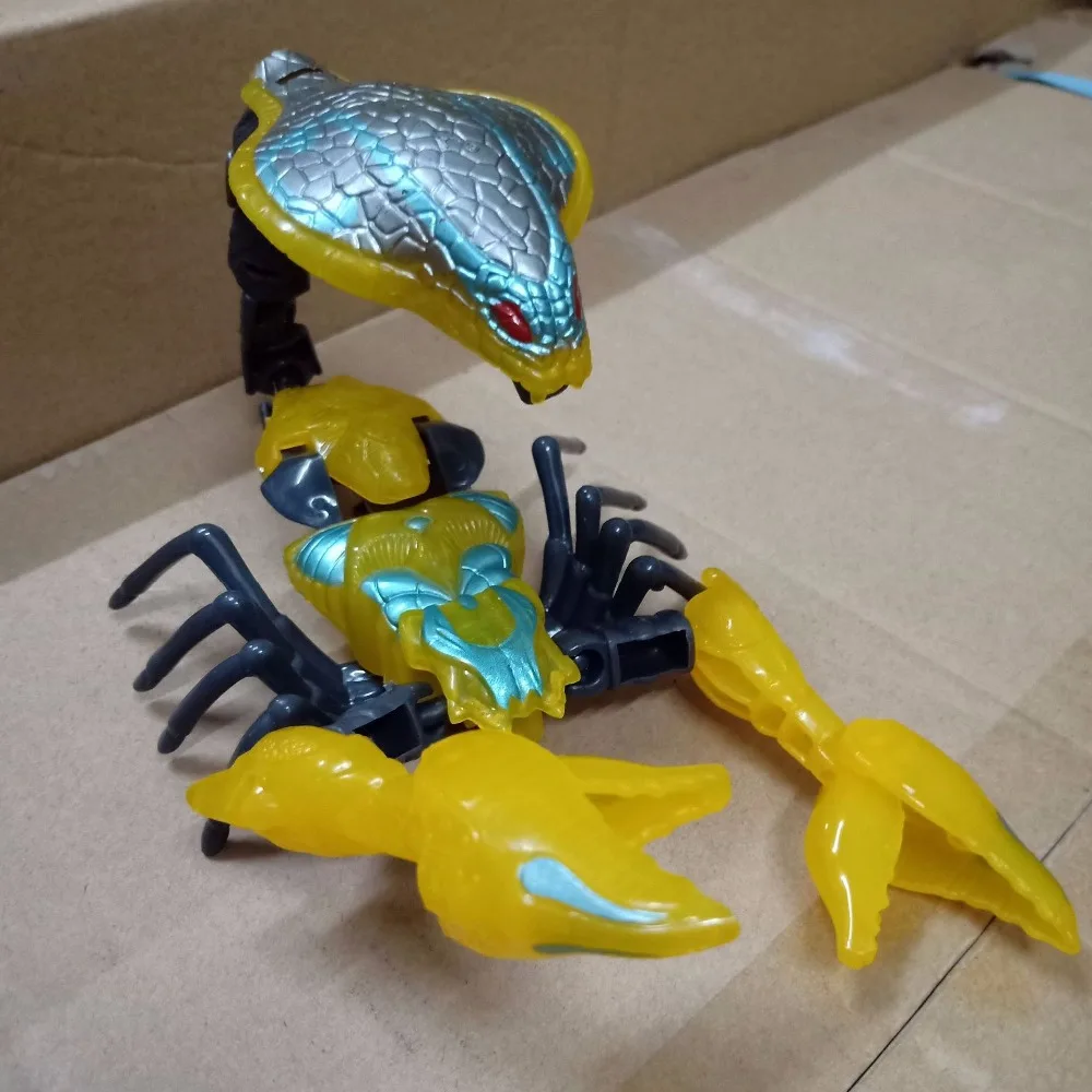 Игрушка трансформер в виде зверя из войн|Игровые фигурки и трансформеры| |