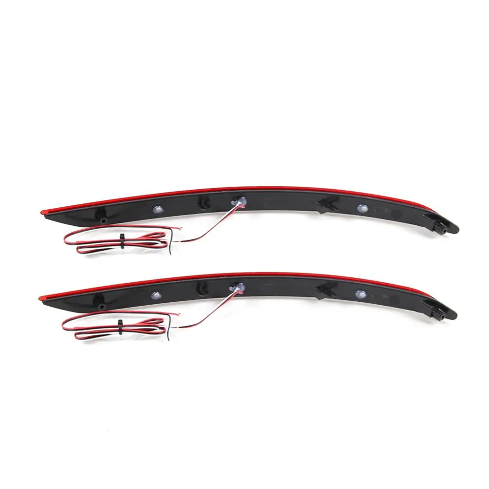

2Pcs For Hyundai Elantra 2016 2017 LED Rear Bumper Reflector Lamp Function is LED Driving Light And Braking Light
