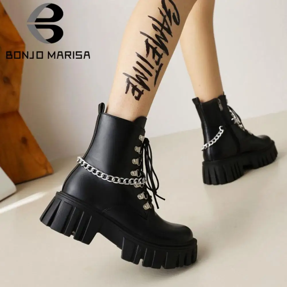 

Женские ботинки на молнии, стильная Уличная Повседневная обувь в готическом стиле, на платформе и массивном каблуке, с металлической цепочк...