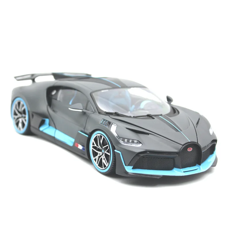 

Масштаб 1:18 Bugatti Chiron Divo роскошный автомобиль, литый под давлением, оттягивающийся, модель автомобиля, товары, коллекция игрушек