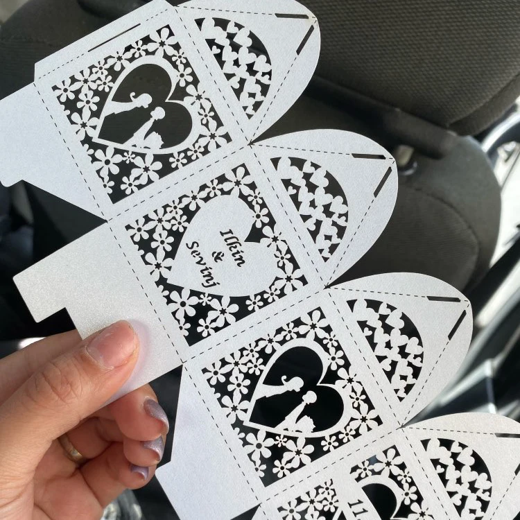 Персонализированный дизайн на заказ лазерная резка уникальный love kiss heart