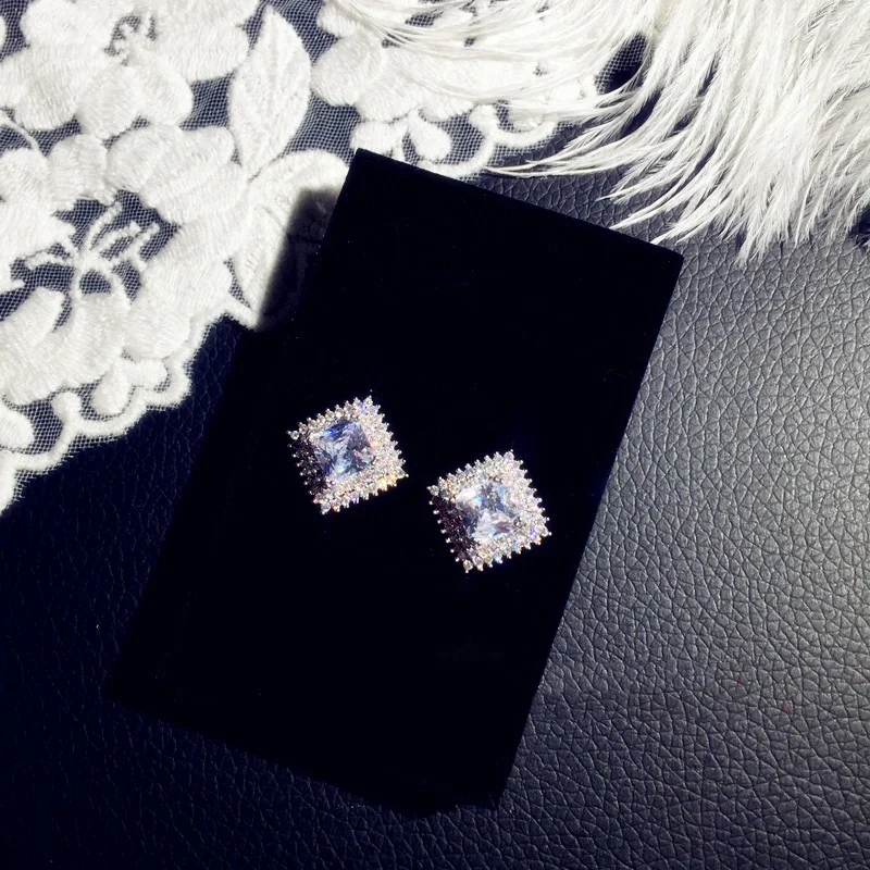 Серьги гвоздики Женские квадратные из серебра пробы с фианитами|Серьги-гвоздики|