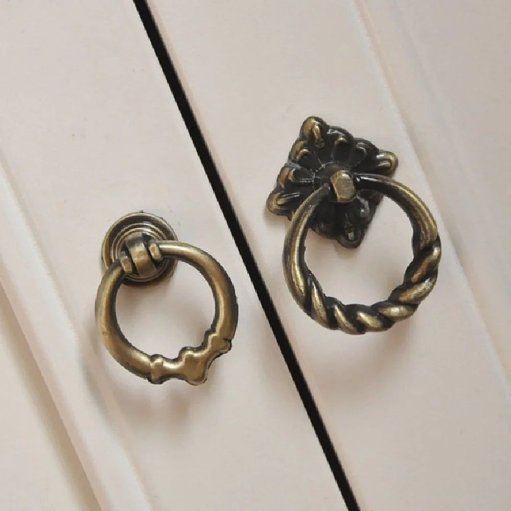 

6pcs Vintage Retro Style Kitchen Cabinet Cupboard Dresser Door Drawer Ring Handles Knobs - Size (Antique Brass)