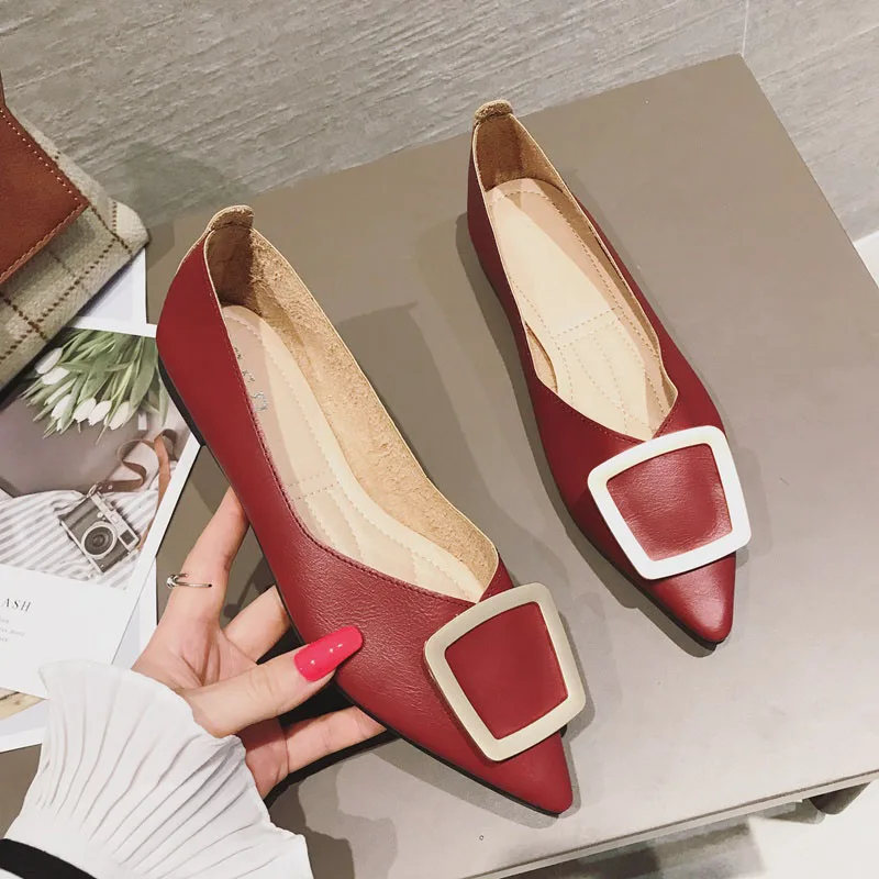 Женские балетки с острым носком мягкие офисные туфли красного цвета на плоской