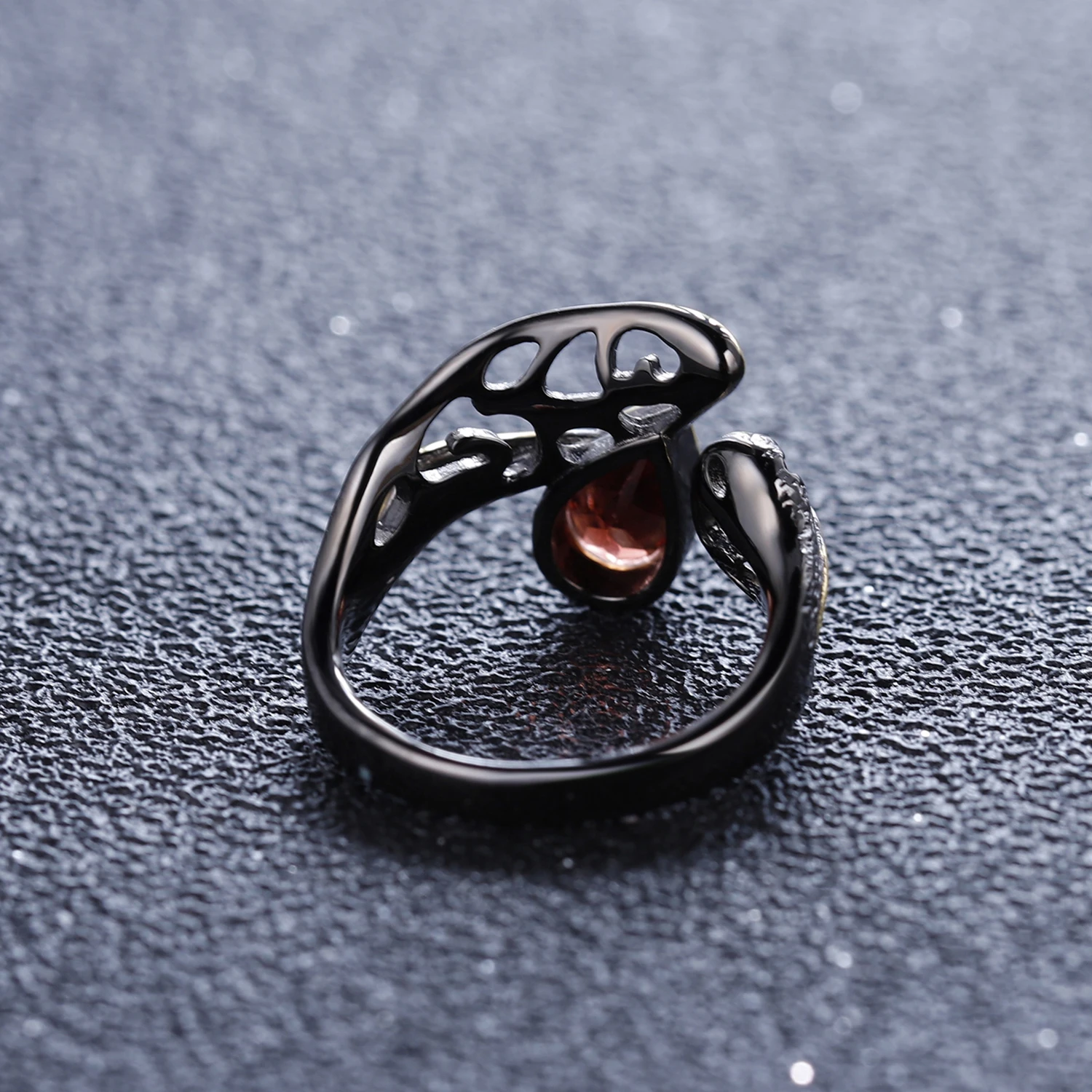 Серьги-гвоздики из серебра 925 пробы с натуральным гранатом | Украшения и