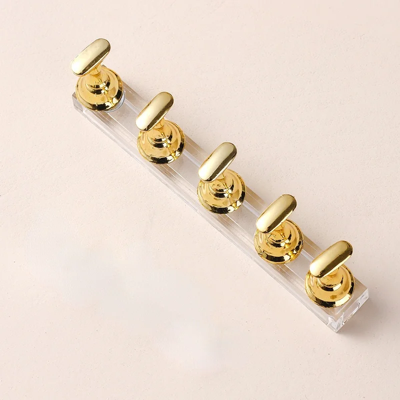 

1 Набор держатель для ногтей, практическая Магнитная витрина, акриловая демонстрационная полка, инструмент для дизайна ногтей, стойка для д...