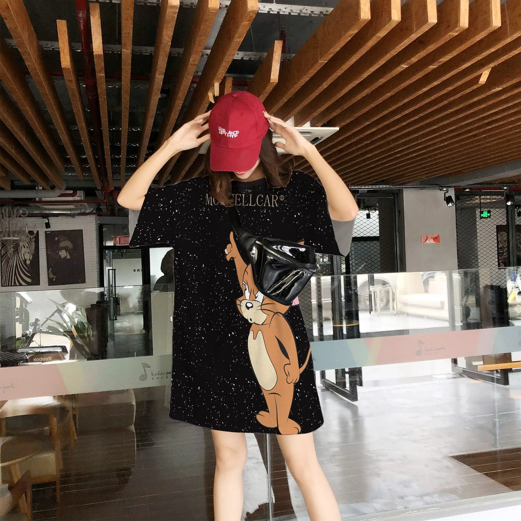 

Модная футболка с коротким рукавом, женская одежда, милые топы, большие размеры, графические футболки, мультяшный О-образный вырез, сетчатые...