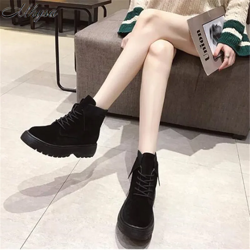 

2019 autumn and winter new Martin boots female British wind short boots net red wild sports female student boots Z210